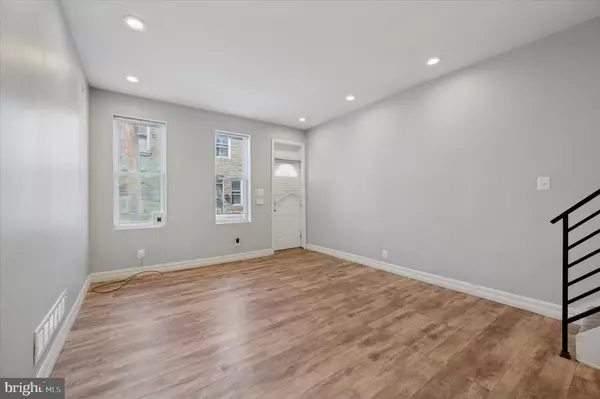 Philadelphia, PA 19132,2525 N DOUGLAS ST