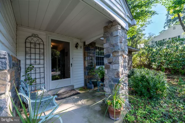 Broomall, PA 19008,127 DEERFIELD RD