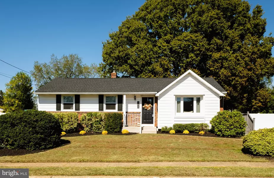 704 ENDICOTT AVE, Cinnaminson, NJ 08077