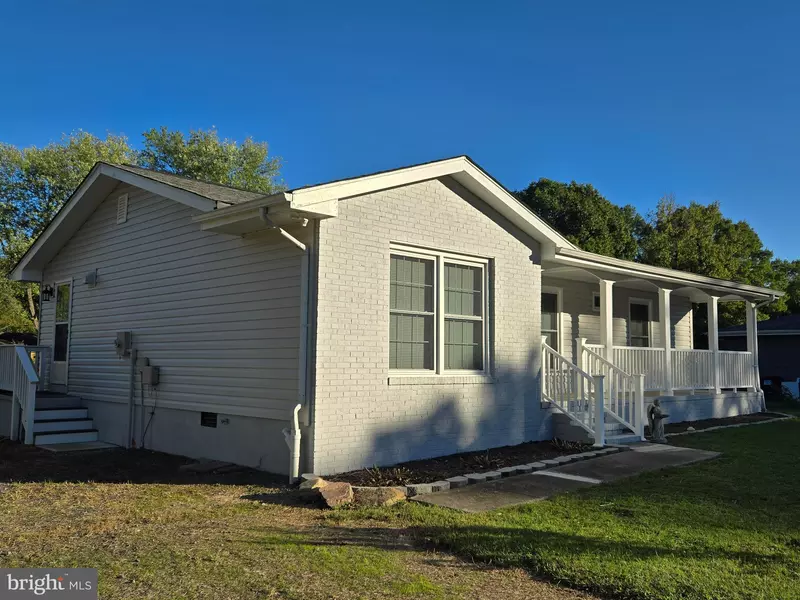 3108 WAVERLY DR, Fredericksburg, VA 22407