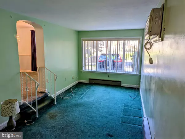 Drexel Hill, PA 19026,909 KENWOOD RD