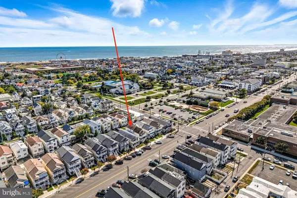 Ocean City, NJ 08226,449 WEST AVE #2ND FLOOR