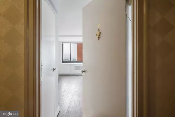 Arlington, VA 22209,1011 ARLINGTON BLVD #424