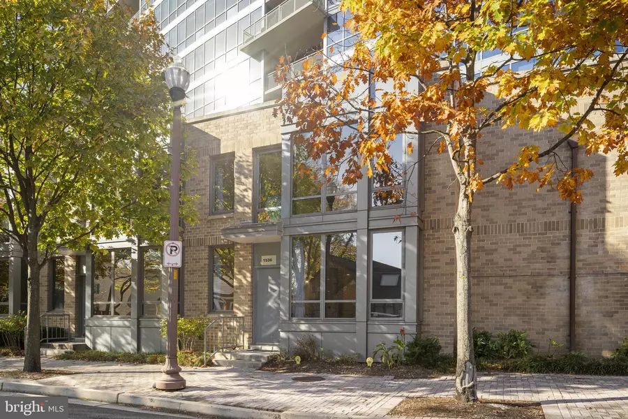 1536 N SCOTT ST #TH-10, Arlington, VA 22209