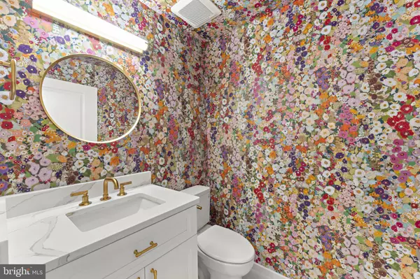 Arlington, VA 22209,1536 N SCOTT ST #TH-10