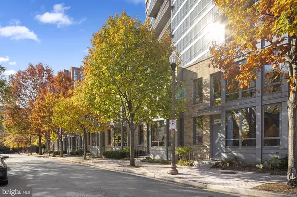 Arlington, VA 22209,1536 N SCOTT ST #TH-10