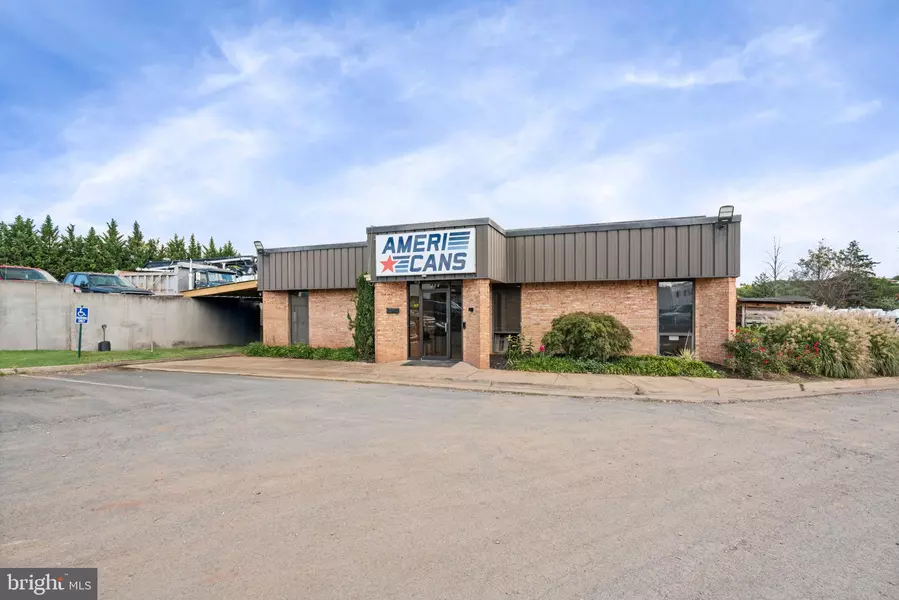 9204 VENTURE CT, Manassas Park, VA 20111