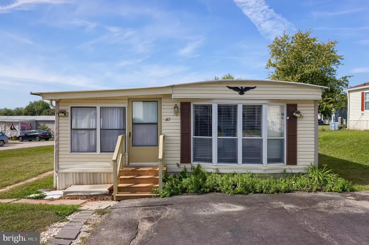 Thomasville, PA 17364,42 CHESAPEAKE EST