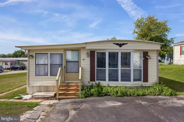 42 CHESAPEAKE EST, Thomasville, PA 17364