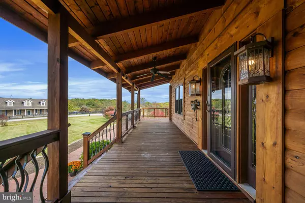 Hedgesville, WV 25427,447 FABLE RD