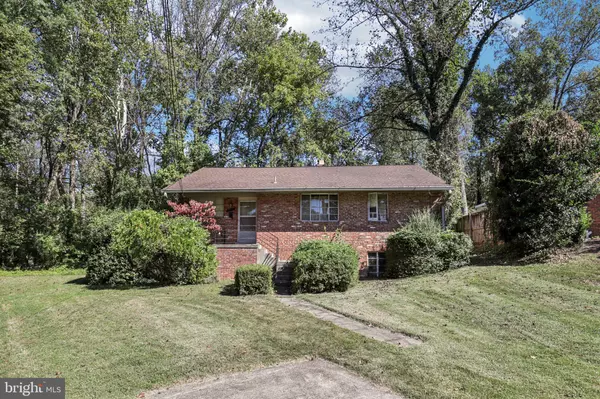 Bethesda, MD 20817,6825 LAVEROCK CT