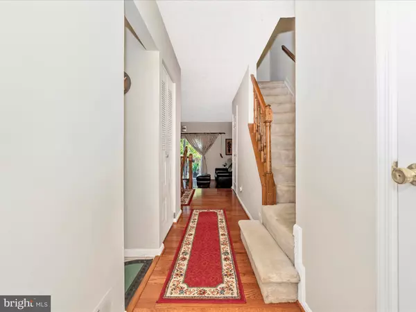 Gaithersburg, MD 20879,1211 KNOLL MIST LN