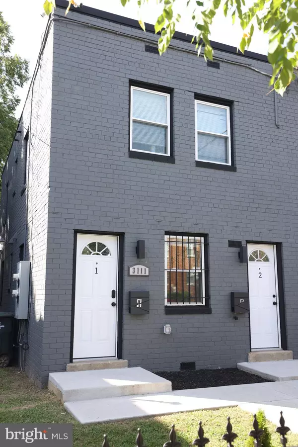 Washington, DC 20020,3111 24TH ST SE