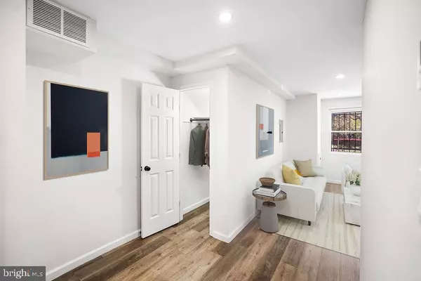 Washington, DC 20020,3111 24TH ST SE