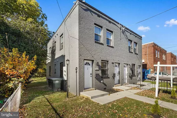 Washington, DC 20020,3111 24TH ST SE