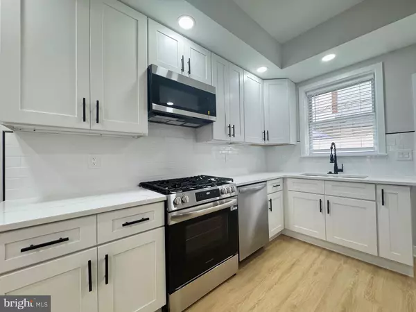 Philadelphia, PA 19148,2426 S JUNIPER ST