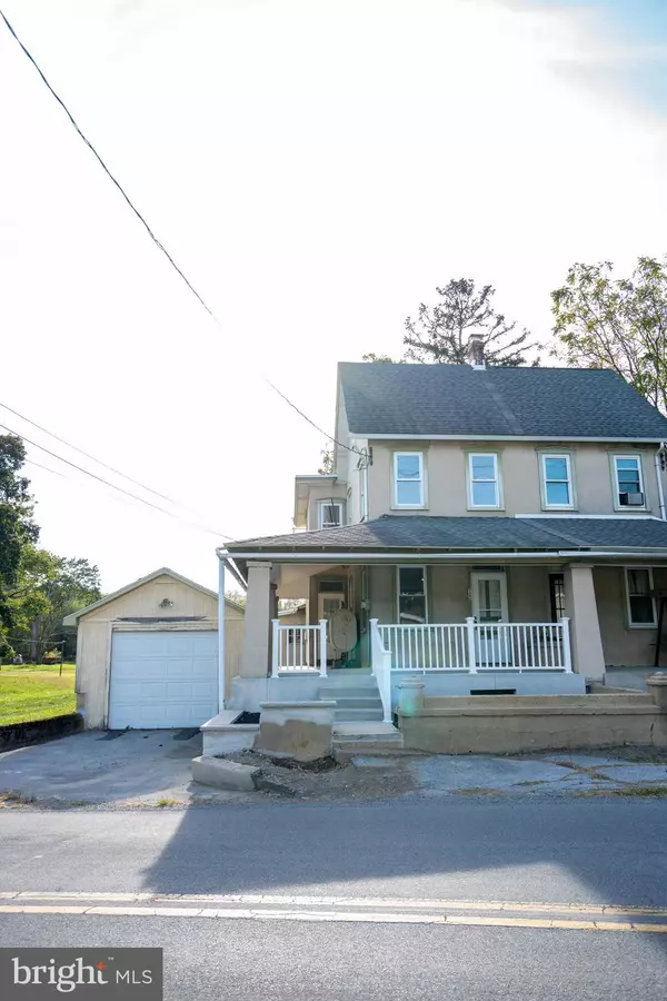 Alburtis, PA 18011,722 FRANKLIN ST