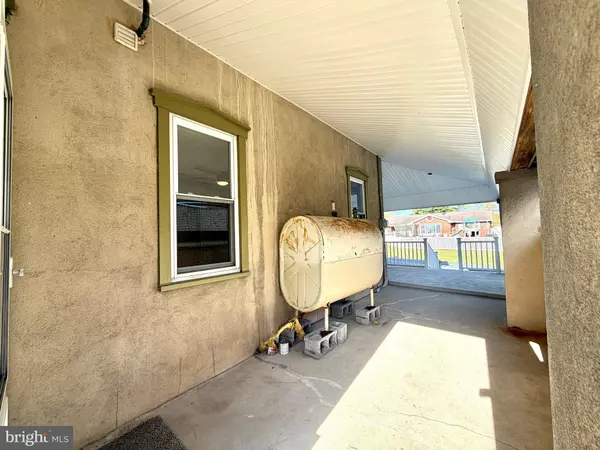 Alburtis, PA 18011,722 FRANKLIN ST