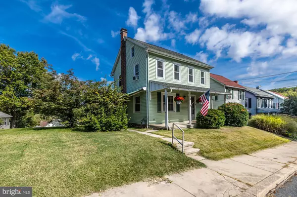 Mohnton, PA 19540,17 MONROE ST