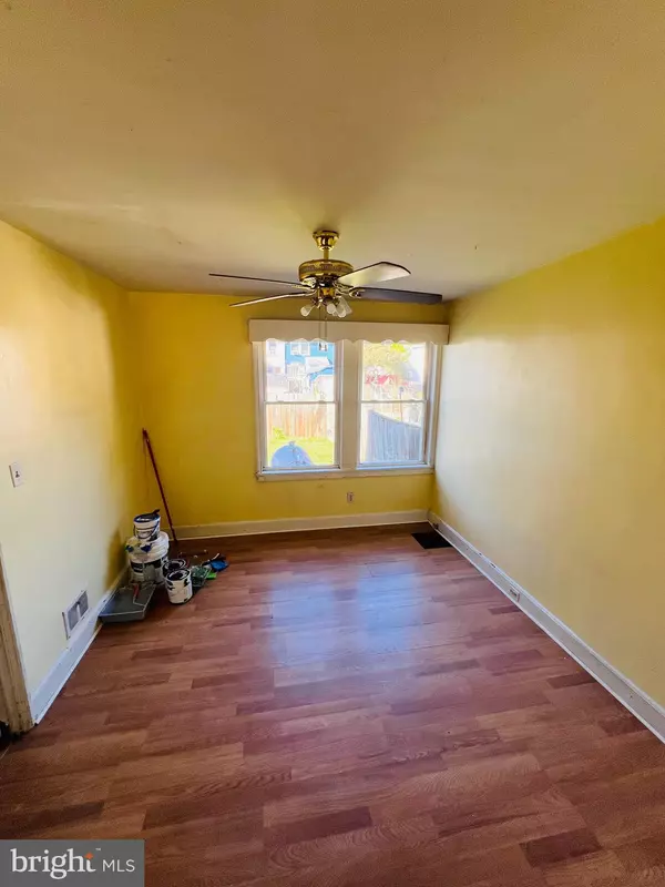 Dundalk, MD 21222,86 KINSHIP RD