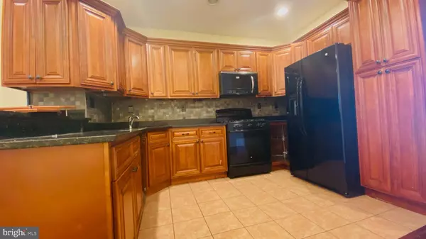 Baltimore, MD 21231,404 N COLLINGTON AVE