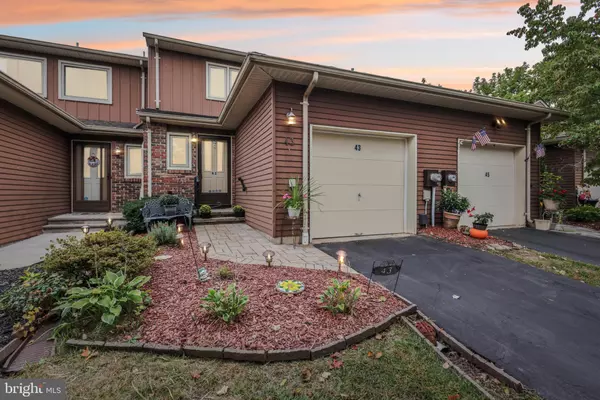 43 WELLINGTON AVE, Flemington, NJ 08822