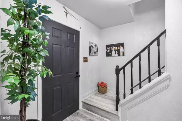 Mount Royal, NJ 08061,212 FAWN MEADOWS DR