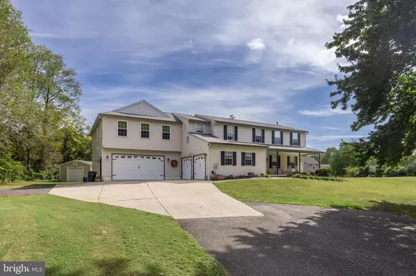 Mount Royal, NJ 08061,212 FAWN MEADOWS DR