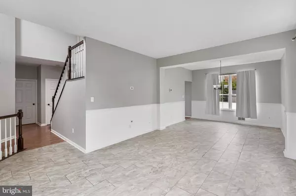 Burlington, NJ 08016,7 MOHAWK TRL