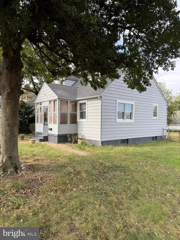 Baltimore, MD 21225,106 TOWNSEND AVE