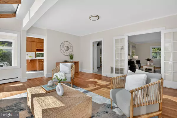 Kensington, MD 20895,4000 DRESDEN ST