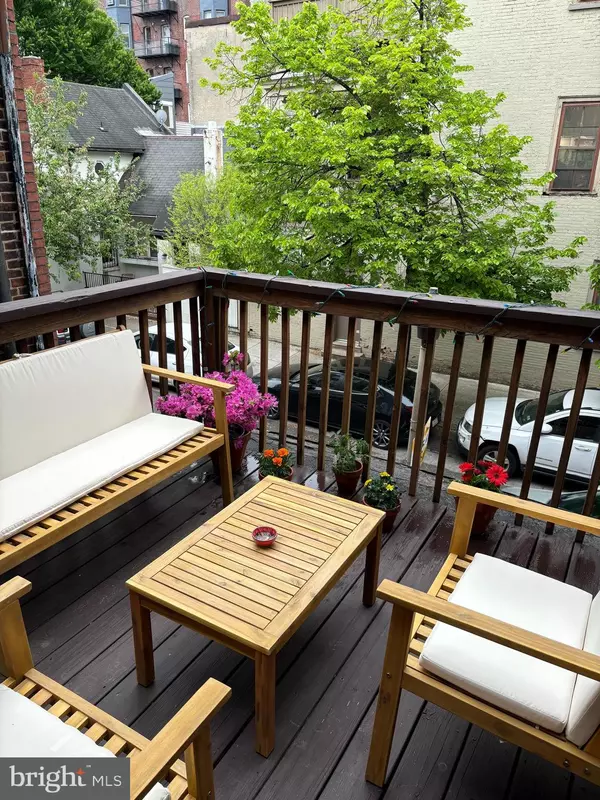 Philadelphia, PA 19107,1216 SPRUCE ST #2