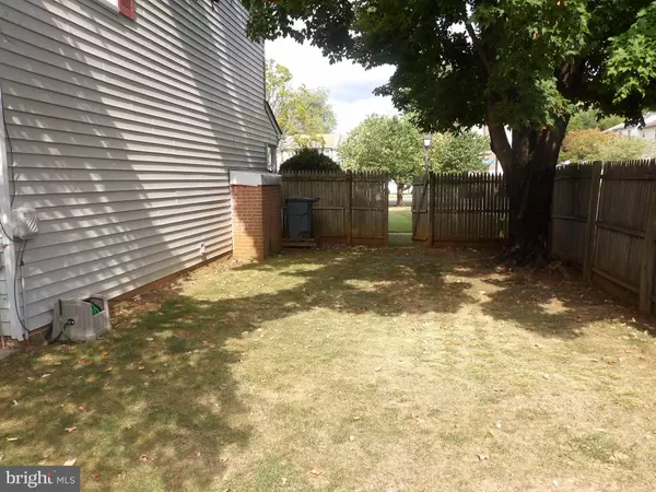 Warrenton, VA 20186,413 FOREST CT