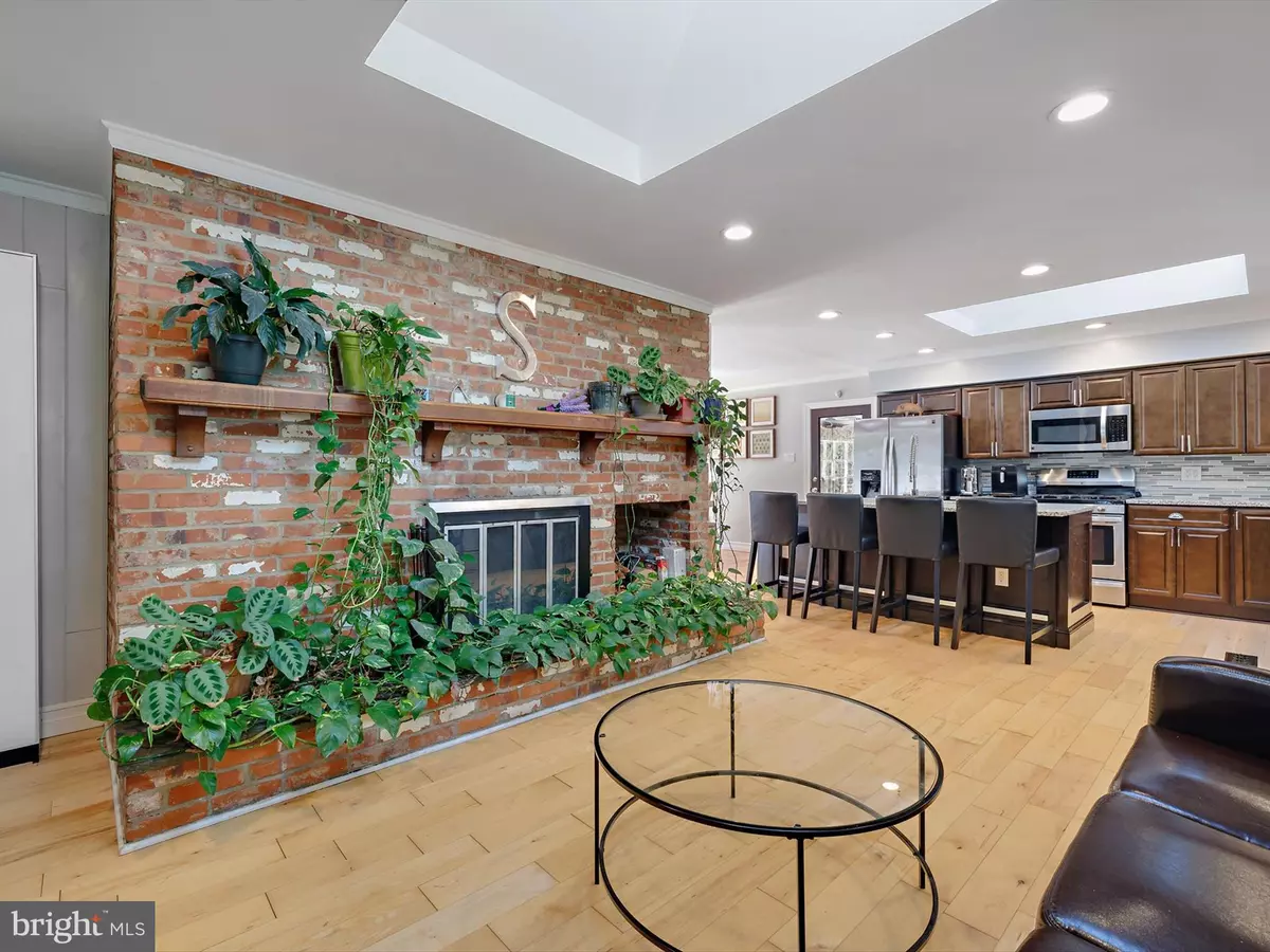 Bowie, MD 20720,12231 SHAFER LN