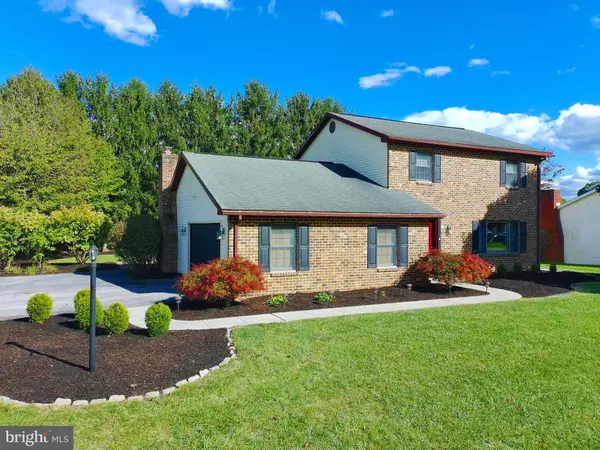 Chambersburg, PA 17202,3542 TURNBERRY DRIVE