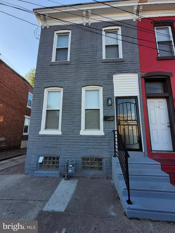 718 SPRUCE ST, Camden, NJ 08103