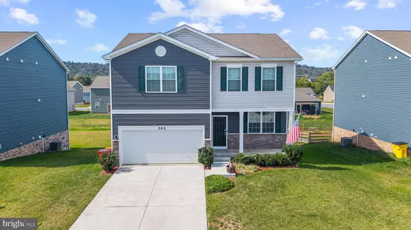 262 AYLESBURY LN, Martinsburg, WV 25403