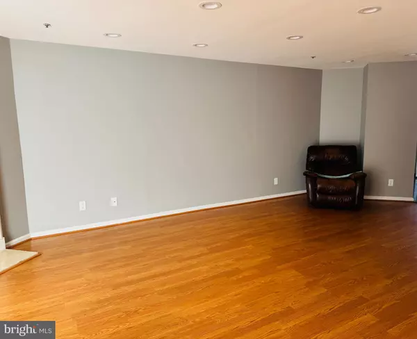 Voorhees, NJ 08043,4022 MAIN ST