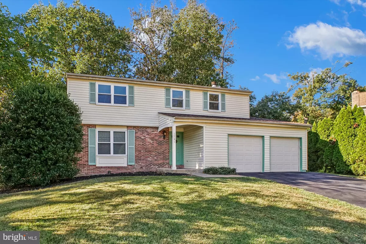 Herndon, VA 20170,1741 WHITEWOOD LN