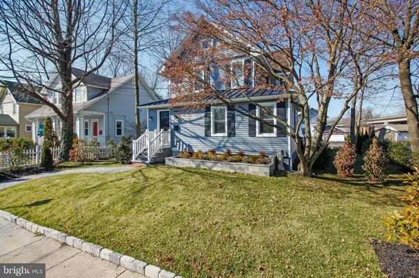 Westmont, NJ 08108,105 W CRYSTAL LAKE AVE