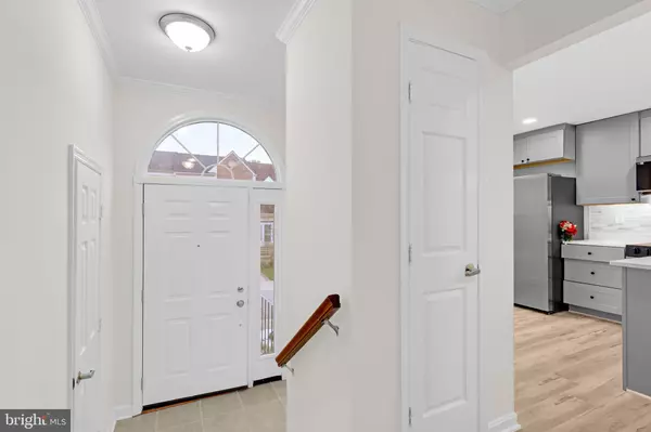 Springfield, VA 22152,8108 SQUIRREL RUN RD