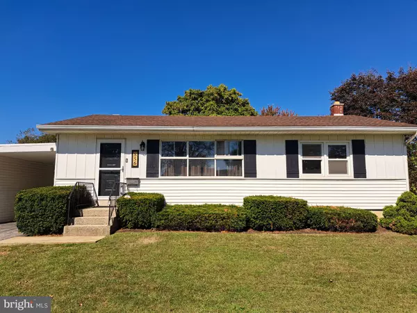 York, PA 17404,856 GUNNISON RD