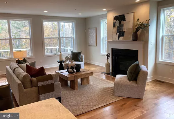 Doylestown, PA 18901,47 MILL CREEK DR #32