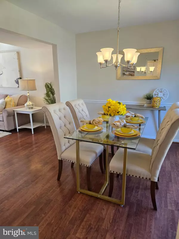 Vienna, VA 22180,2810 ANDIRON LN