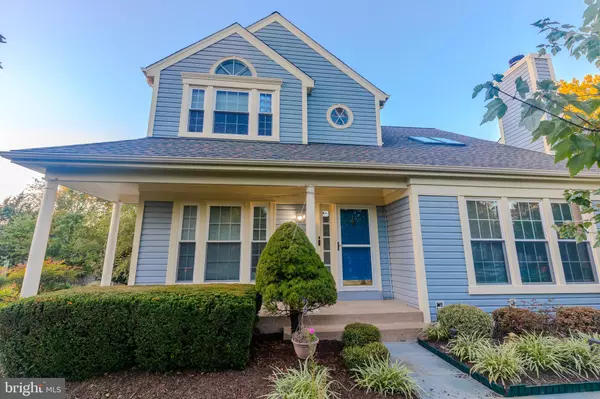 4528 WAVERLY CROSSING LN, Chantilly, VA 20151