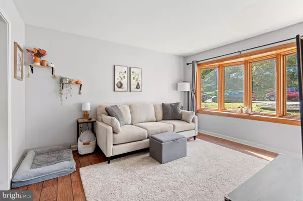 Etters, PA 17319,30 BLACK WALNUT DR