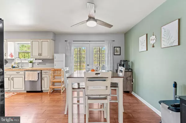 Etters, PA 17319,30 BLACK WALNUT DR