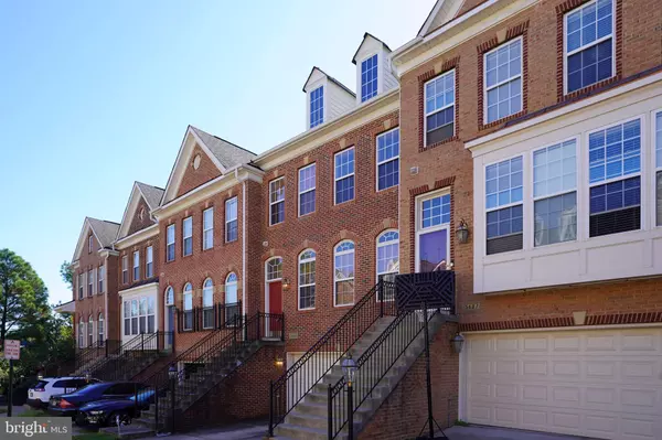 Centreville, VA 20120,5685 FAIRCLOTH CT