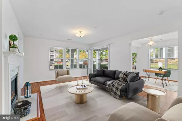 Woodbridge, VA 22193,14184 CUDDY LOOP #101