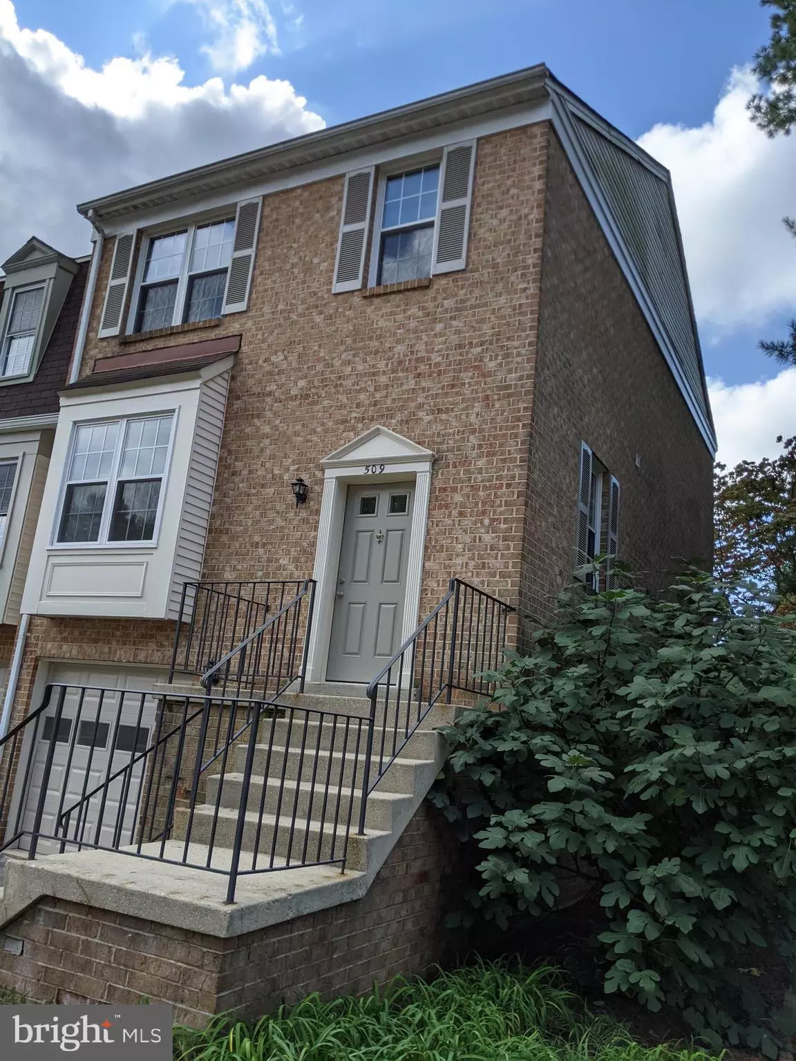 Gaithersburg, MD 20878,509 SUFFIELD DR